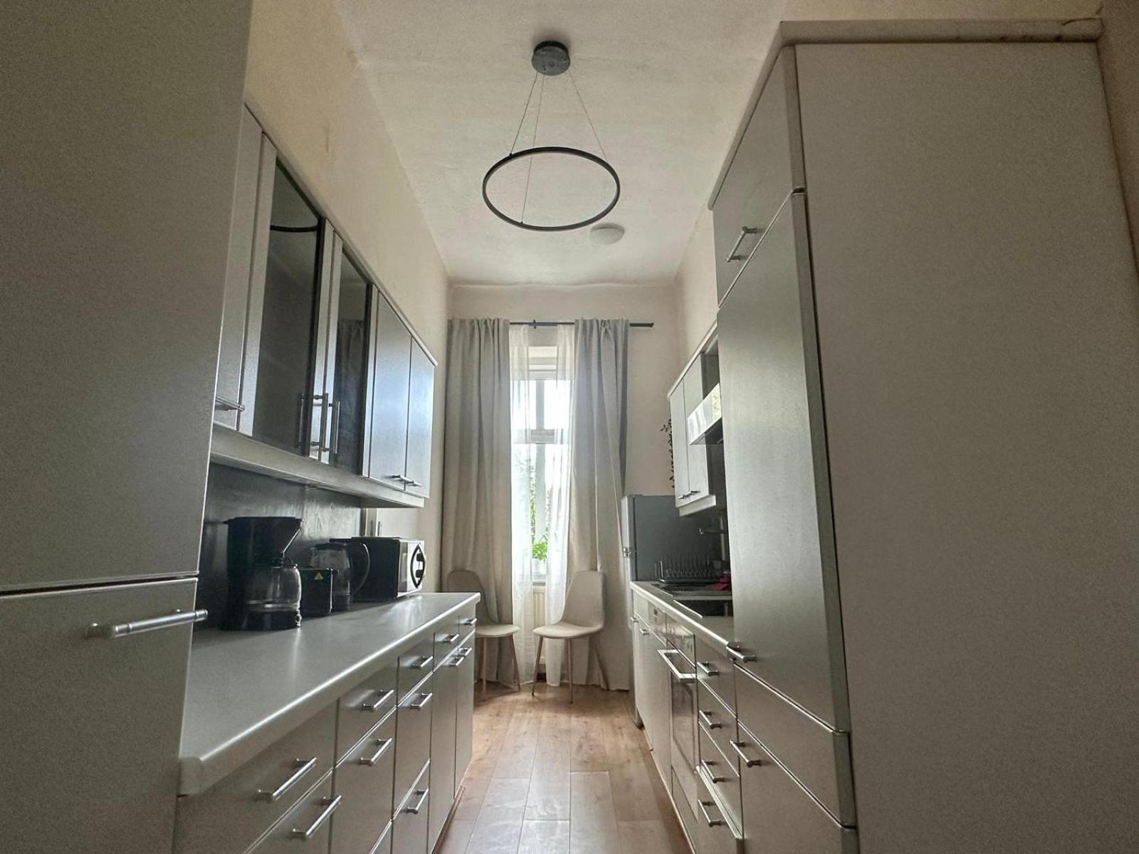 Spacious Apartment, 3 Min To U6 Metro Viena Exterior foto