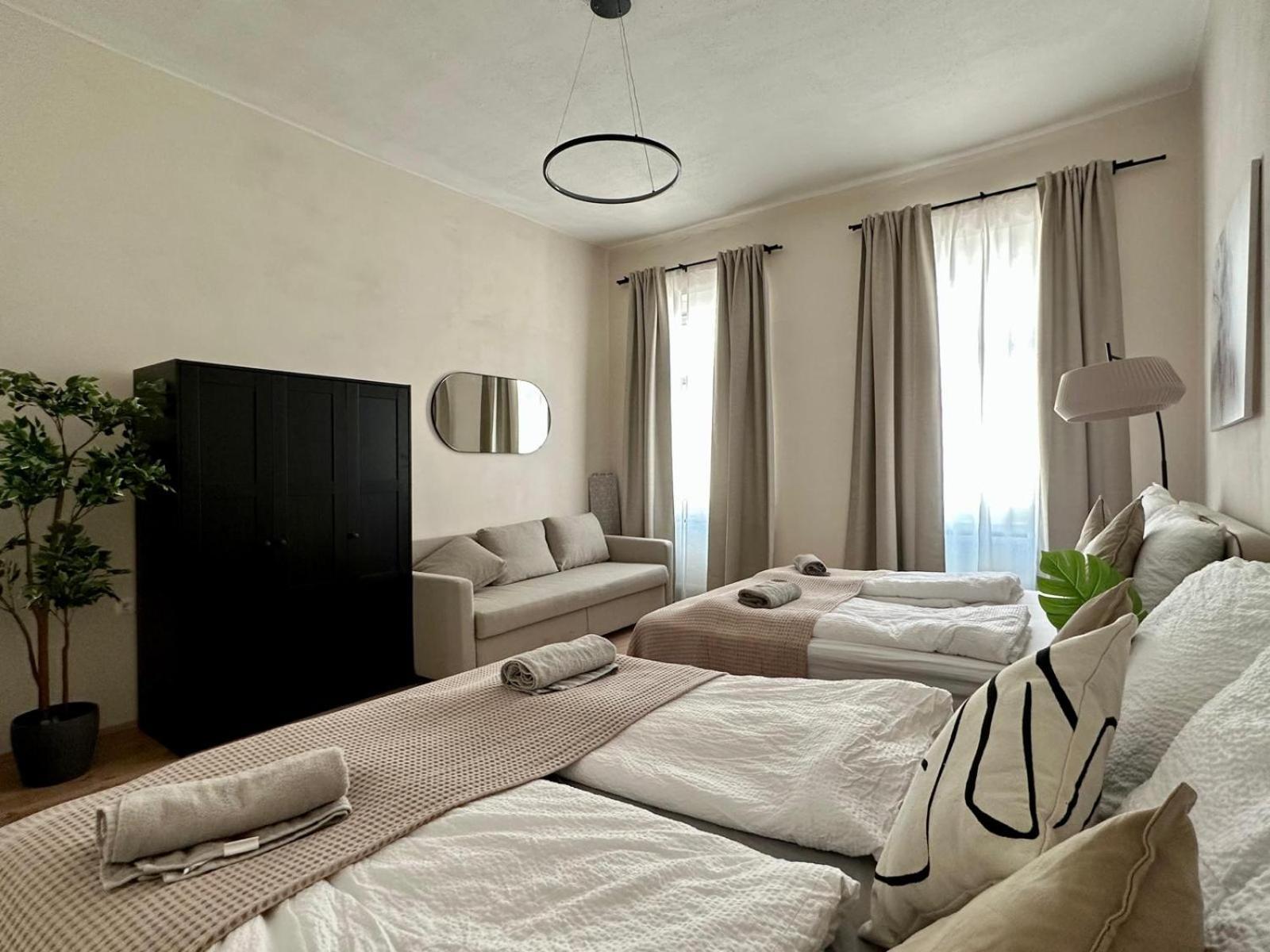 Spacious Apartment, 3 Min To U6 Metro Viena Exterior foto