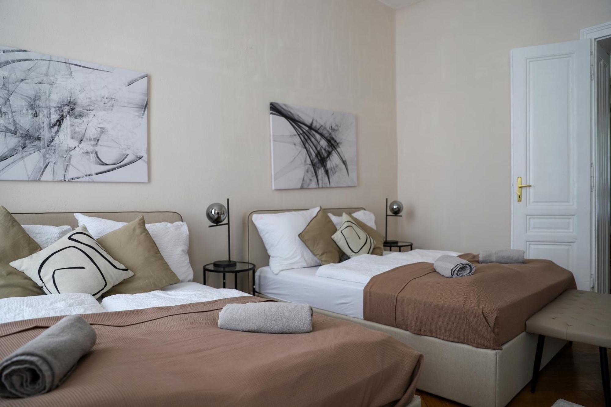 Spacious Apartment, 3 Min To U6 Metro Viena Exterior foto